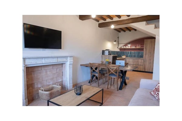 Liefdevol appartement in Casole d'Elsa met panoramisch Toscaans uitzicht - thumbnail 5