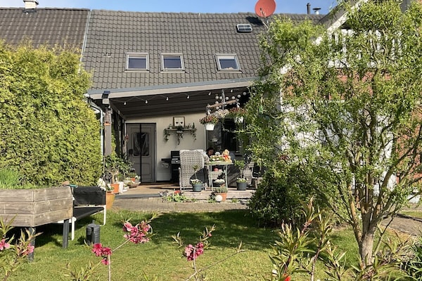 Ruim zolderappartement met balkon en wellness in Neu Schloen - thumbnail 5