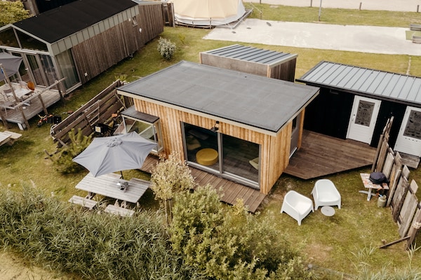Solglimt: Knus vrijstaand huisje voor 2 in groene omgeving van Callantsoog - thumbnail 1