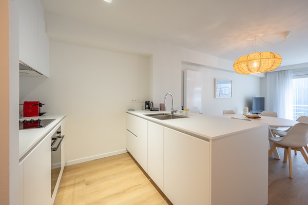 Gerenoveerd 4-persoons appartement met terras in Knokke-Heist - thumbnail 3