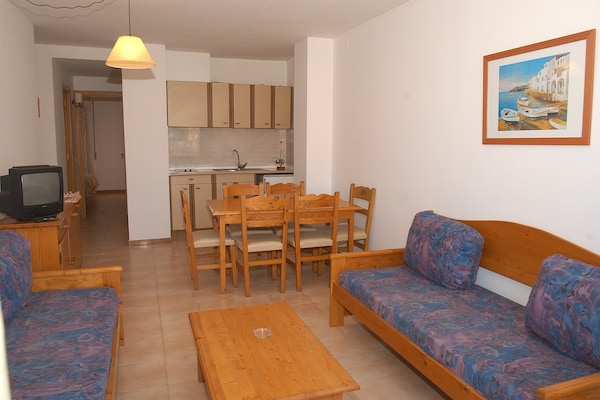 Knus appartement op 200m van strand en centrum Empuriabrava - thumbnail 3