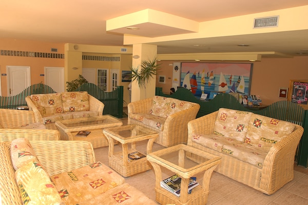 Knus appartement op 200m van strand en centrum Empuriabrava - thumbnail 2