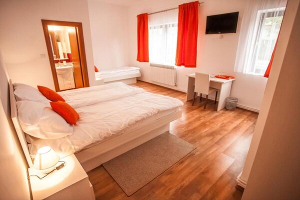 Modern appartement Rooms Lidija 17, 1,7 km van centrum Zagreb - thumbnail 2