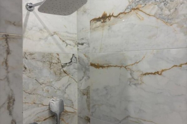 Stijlvolle Deluxe Kamer voor 2 in Zagreb, vlakbij het centrum - thumbnail 5