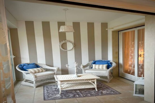 Licht appartement met veranda en zeezicht in Sanremo - thumbnail 6