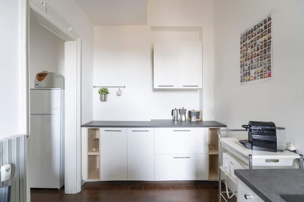 Licht appartement in bruisend Porta Romana, op 2 km van het centrum - thumbnail 4