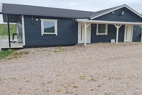 Modern vakantiehuis met sauna en panoramisch uitzicht op de Tana-rivier - thumbnail 3
