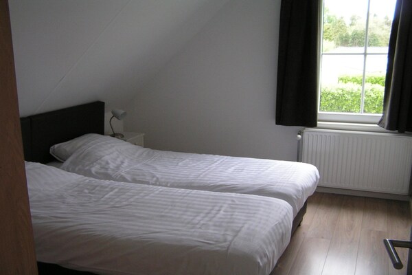 Luxe vrijstaande villa voor 10 personen in Baarle-Nassau op vakantiepark - thumbnail 5