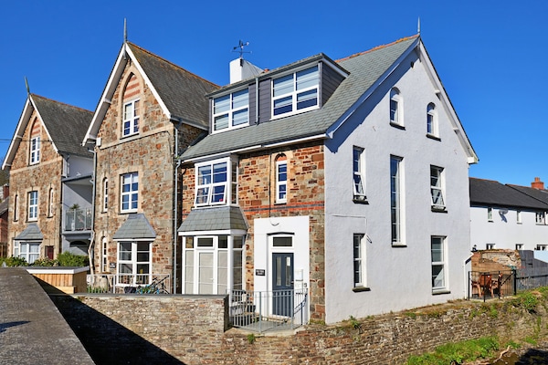 Riverview - Bude