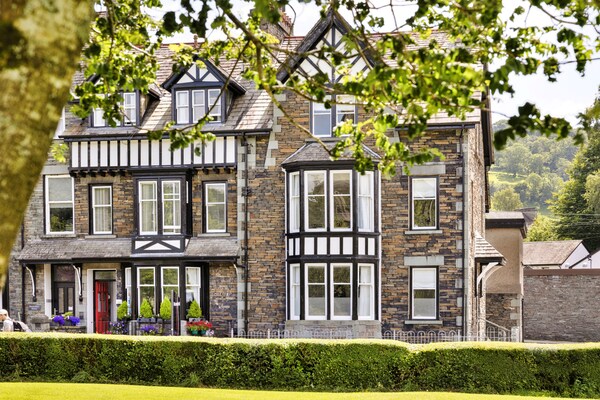 Kelsick Villa Guest House - Gummers How - Ambleside
