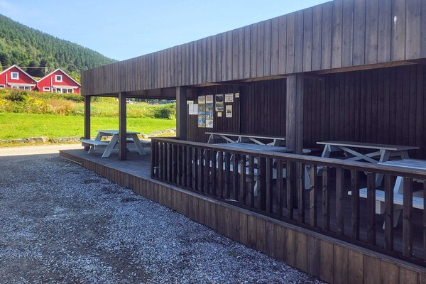 Vakantiehuis aan de Sognefjord met sauna en panoramisch uitzicht - thumbnail 3