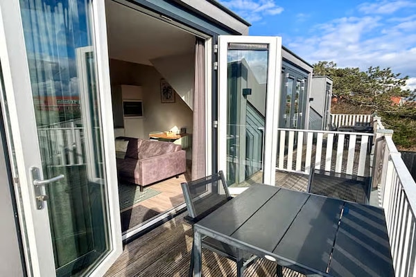 Plein 40 Lodge 4: Stijlvol appartement op 150m van het strand in Zoutelande - thumbnail 3