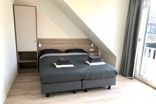 Plein 40 Lodge 7: Ruim familieappartement op 150m van het strand - thumbnail 5