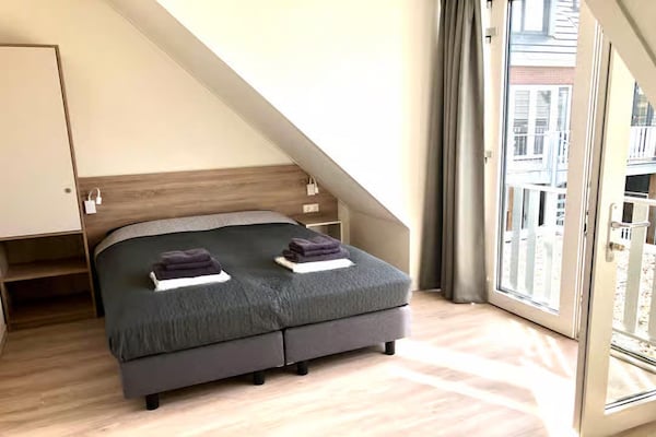Plein 40 Lodge 8 in Zoutelande – Stijlvol familieappartement op 150m van het strand - thumbnail 5