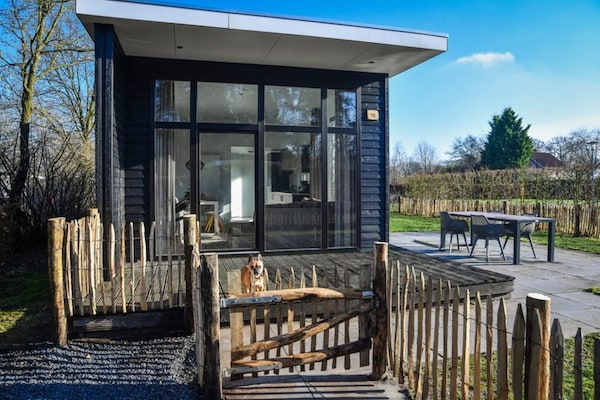 Hondenlodge aan de Holterberg met omheinde tuin voor 4 personen - thumbnail 1