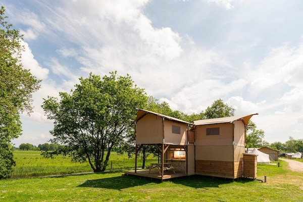 Uniek vakantiehuis in Zuna aan de rivier de Regge voor 6 personen - thumbnail 1