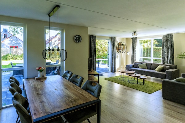 Vrijstaande 6-persoonsbosbungalow met tuin in rustig park, Ewijk - thumbnail 3