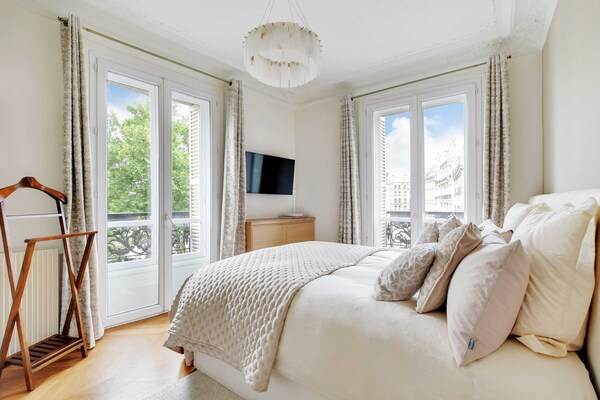 Elegant appartement van 100 m² bij de Arc de Triomphe en Champs-Élysées - thumbnail 4
