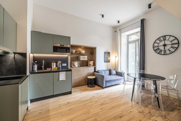 Licht appartement in het hart van Nice, vlakbij Place Garibaldi - thumbnail 6
