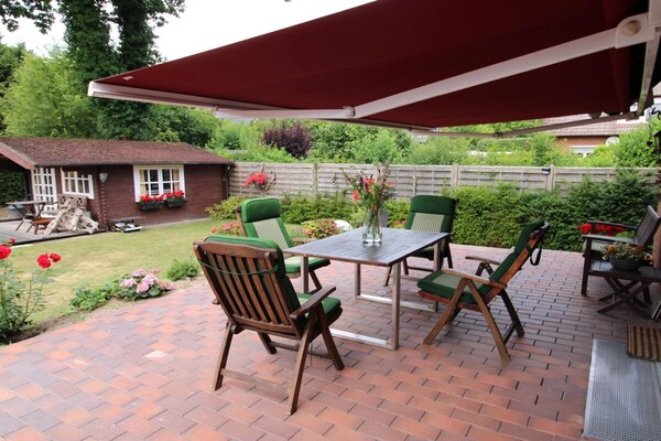Stijlvol appartement met zonneterras en open haard vlakbij de Oostzee - thumbnail 3