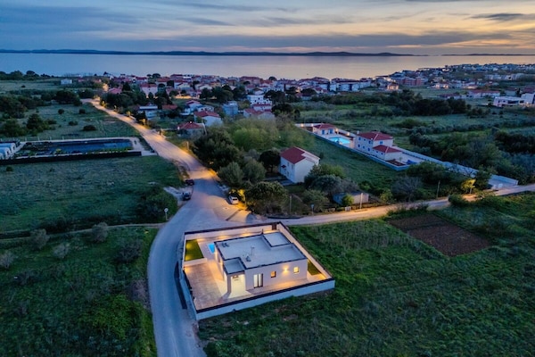 635527 - Privlaka