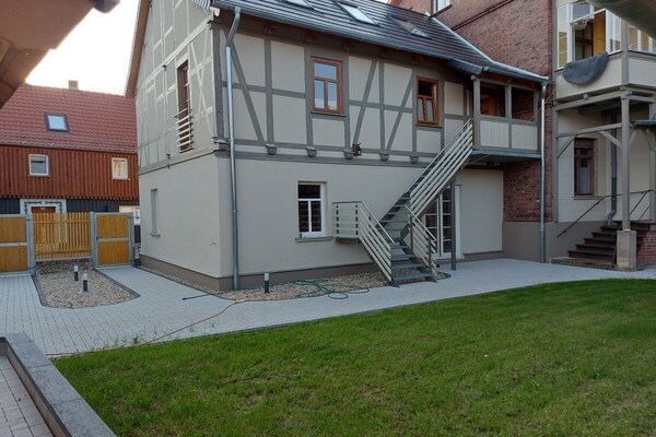 Vakantieappartement Ida in Gernrode: 90m², centraal, uitzicht op kapittelkerk - thumbnail 3