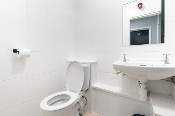 Gezellige Twin Room in Newcastle – Dichtbij St James' Park & Centrum - thumbnail 2