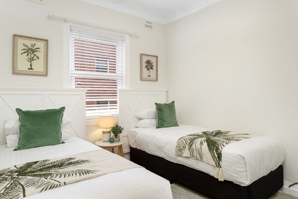 Op 500 m van het strand: ruim appartement in hartje Manly - thumbnail 5