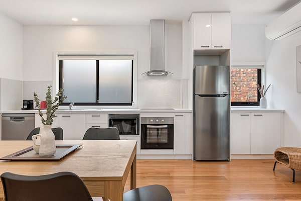 Ruim appartement in Carnegie voor 6 personen met 3 slaapkamers - thumbnail 3