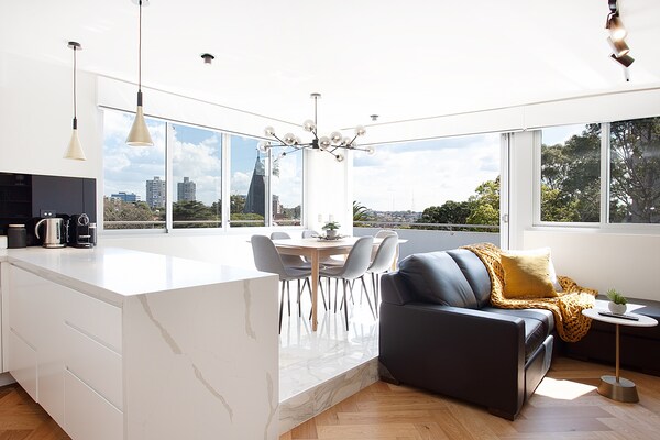 Stijlvol appartement in Cremorne met ruim balkon en uitzicht - thumbnail 3
