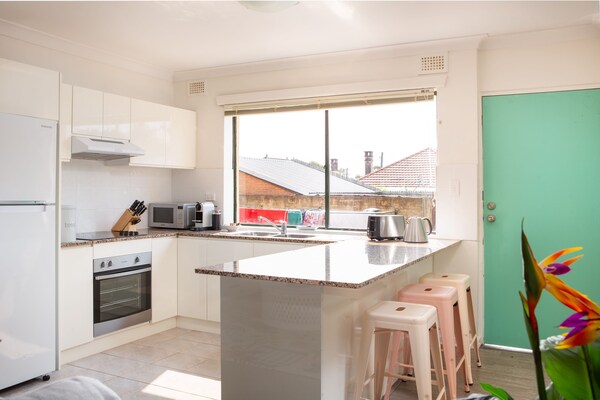 Modern appartement voor 4 personen in het hart van Strathfield - thumbnail 5