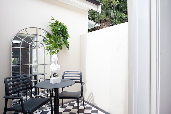 Modern en gezellig appartement in het groene Lewisham - thumbnail 3