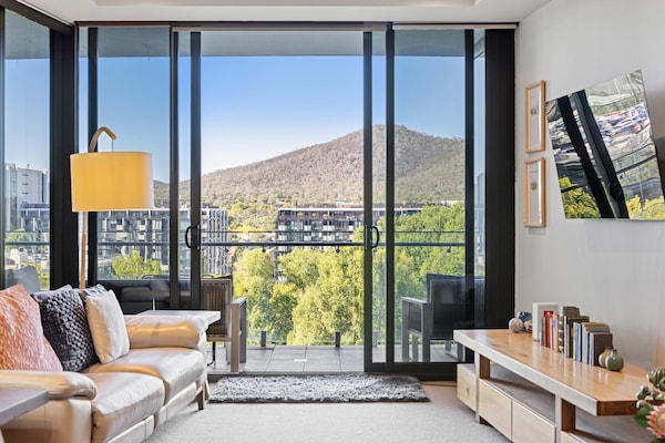 Modern appartement met uitzicht op Mount Ainslie in Canberra - thumbnail 4