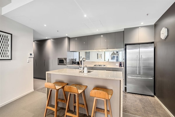Modern appartement met uitzicht op Mount Ainslie in Canberra - thumbnail 6