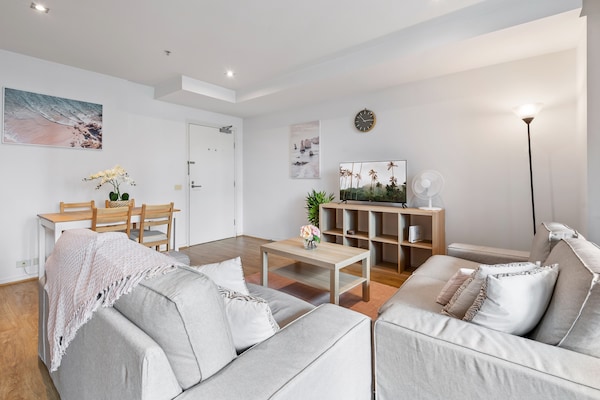 Modern 2-slaapkamer appartement in het hart van Melbourne - thumbnail 4