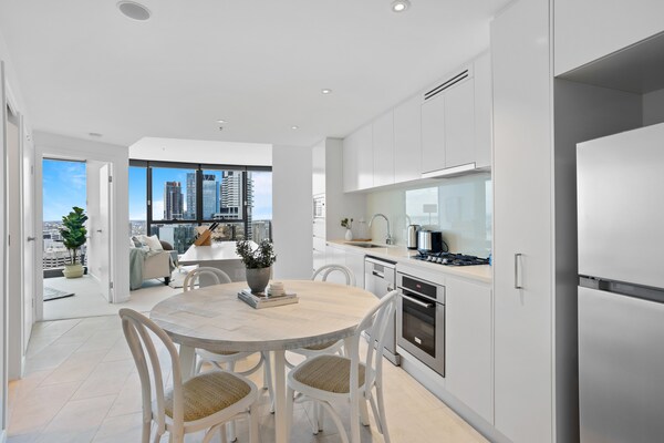 Modern appartement in Brisbane City met stadsuitzicht en zwembad - thumbnail 6