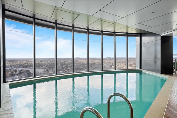 Modern appartement in Brisbane City met stadsuitzicht en zwembad - thumbnail 1
