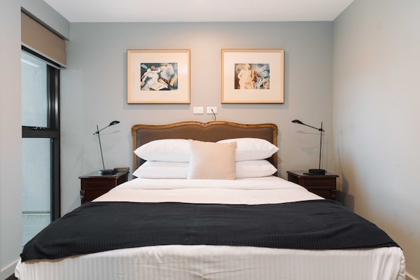 Modern appartement met waterzicht in Kingston - thumbnail 5
