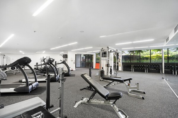 Modern appartement in City met uitzicht op Lake Burley Griffin - thumbnail 5