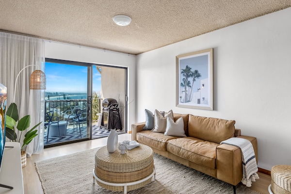 Licht appartement in Alexandra Headland met uitzicht op de oceaan - thumbnail 3