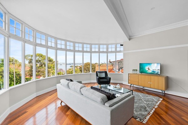 Stijlvol duplex appartement met weids uitzicht op de haven in Cremorne - thumbnail 2