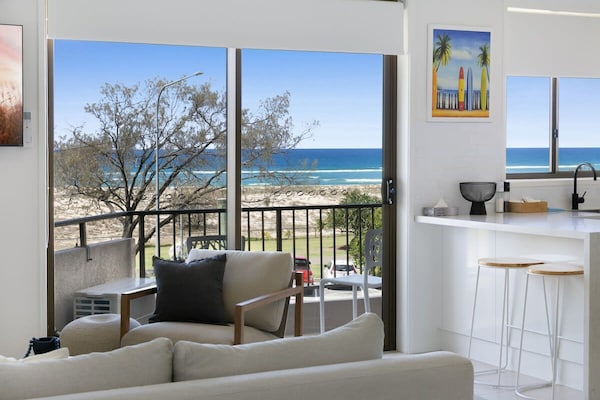Modern beachfront studio-appartement in Coolangatta - thumbnail 5
