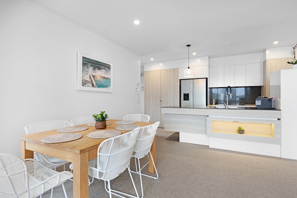 Luxe appartement in Burleigh Heads met oceaanzicht - thumbnail 3