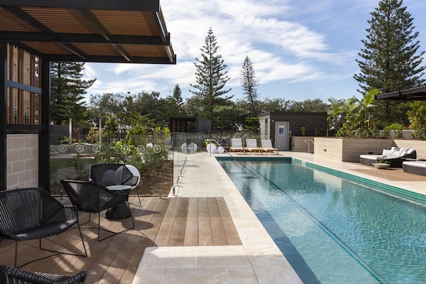 Luxe appartement in Burleigh Heads met oceaanzicht - thumbnail 5