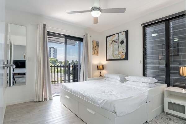 Stijlvol appartement met balkon in Fortitude Valley - thumbnail 1