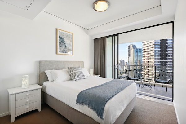 Luxe appartement in Broadbeach met uitzicht op de oceaan - thumbnail 1