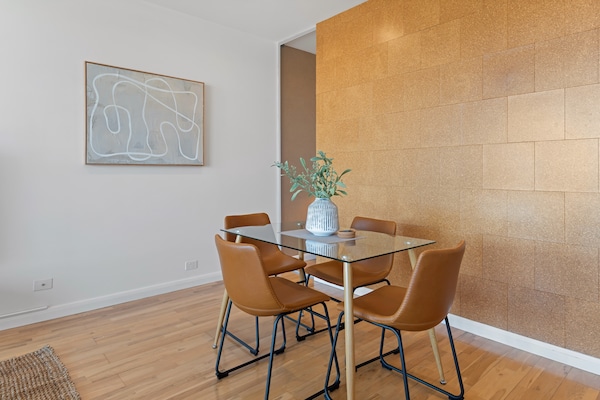 Modern appartement in Richmond met uitzicht op de skyline - thumbnail 6