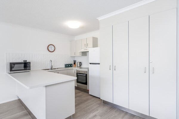 Ruim appartement met balkon en zwembad in Torquay - thumbnail 3