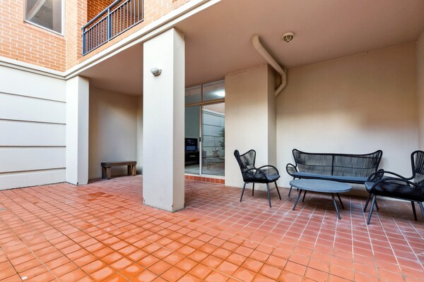 Stijlvol appartement in Camperdown met zwembad en binnenplaats - thumbnail 2