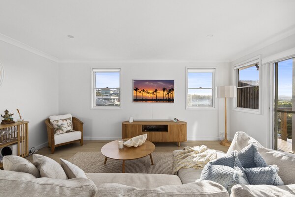 Stijlvol appartement met balkon en BBQ in Dee Why - thumbnail 3